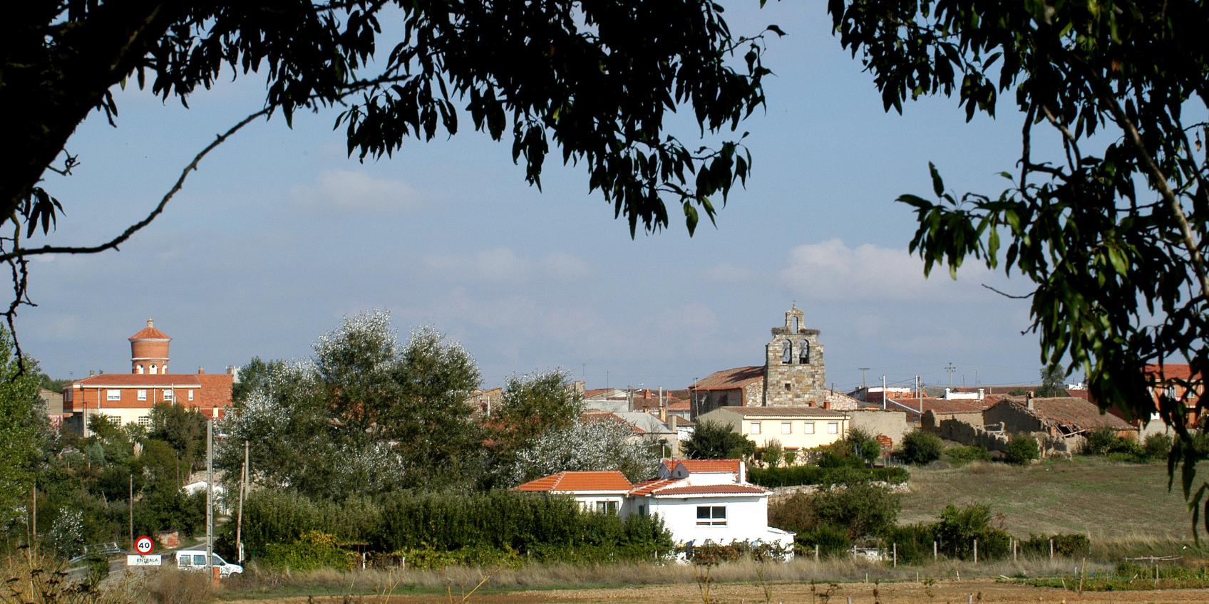 Entrala