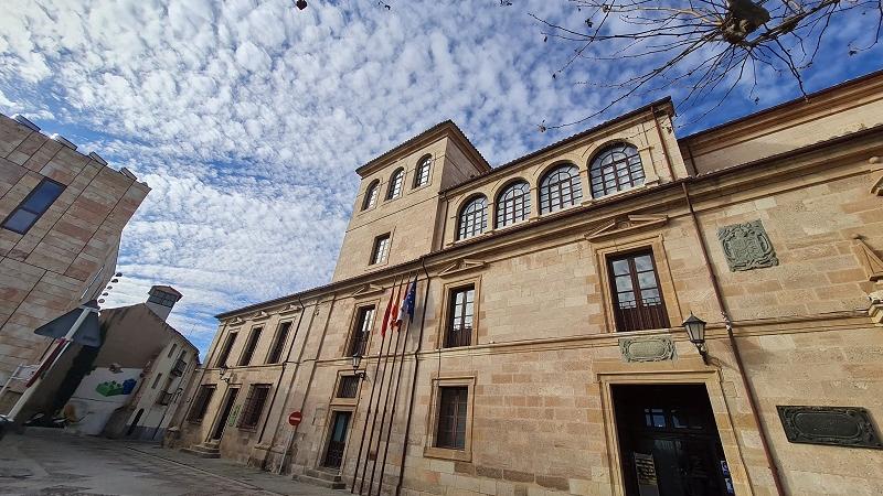 La Junta de Gobierno de la Diputación aprueba la convocatoria de ayudas a microempresas de la provincia por 530.000 euros