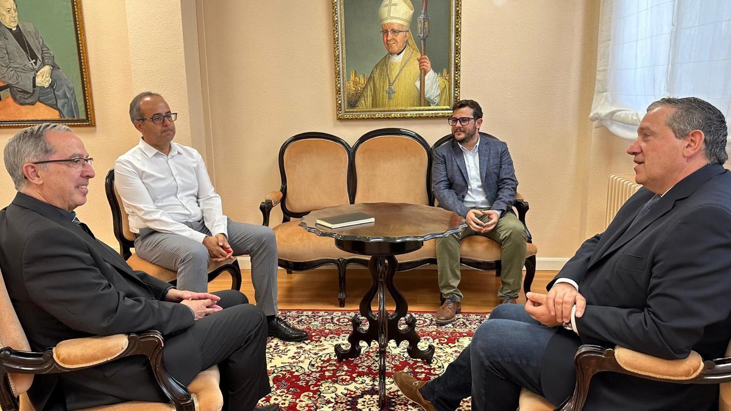 Diputación y Obispado continuarán trabajando en la restauración de bienes muebles e inmuebles de la Diócesis