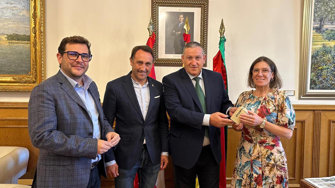 Reunion con Cámara Miranda do Douro. Apoyo Tren de Alta Velocidad