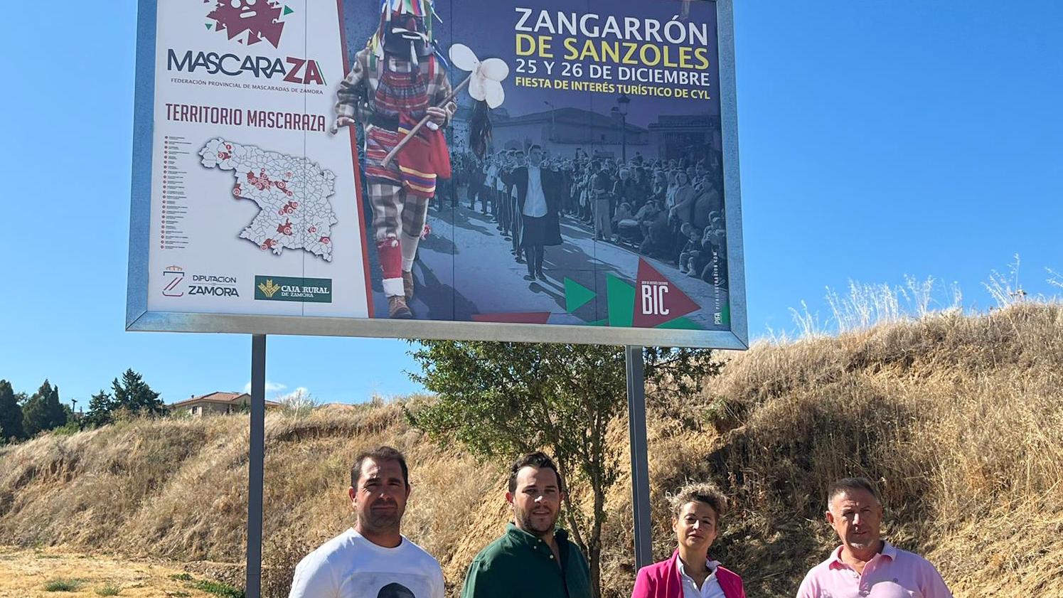 primera valla de la ruta de las Mascaradas de la Provincia de Zamora