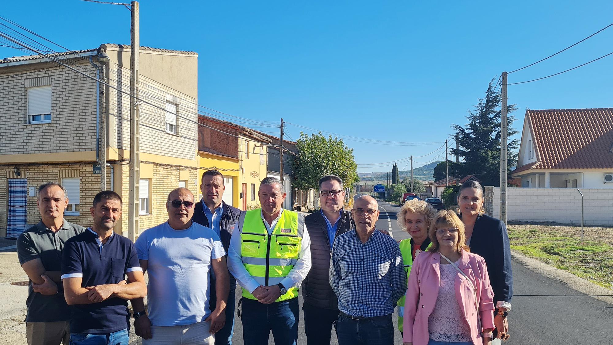 Visita a las obras de acondicionamiento de la carretera que comunica Coreses con Malva