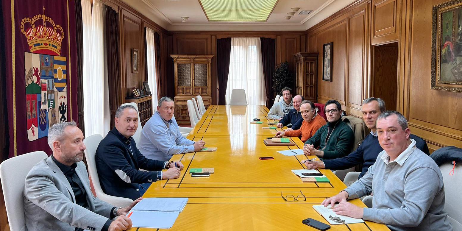 Reunión con representantes de la Asociación de Vinos y Viñas de la Sierra de La Culebra