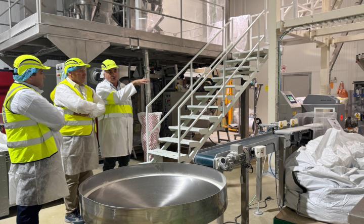 Momento de la visita a las instalaciones de Molendum Ingredients