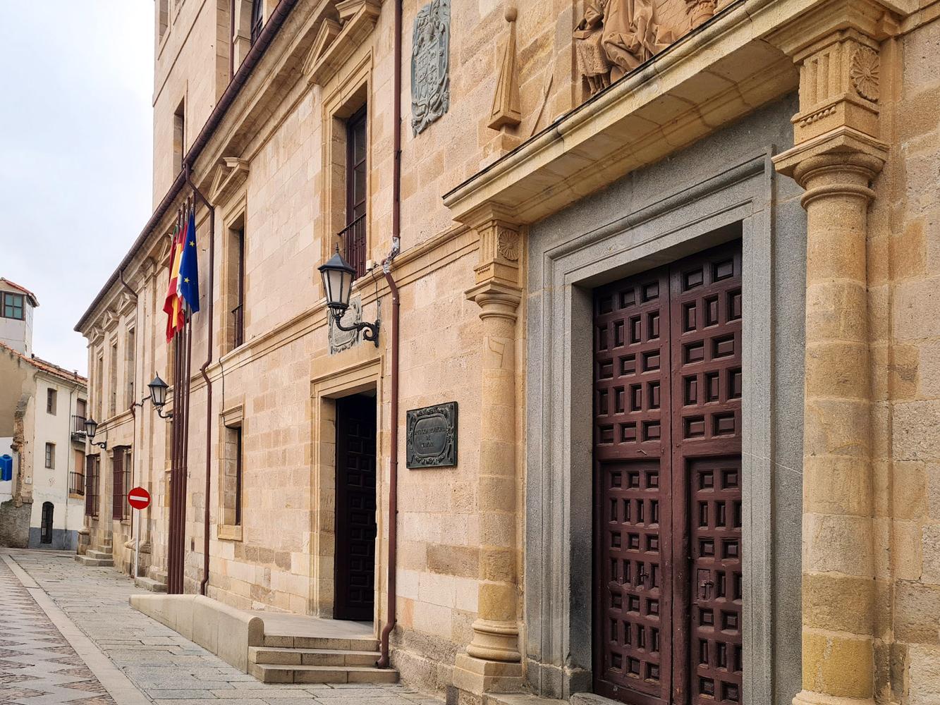 La Diputación de Zamora lamenta la no instalación de los armarios de intervención rápida contraincendios en el Ayto. de Ayoó de Vidriales