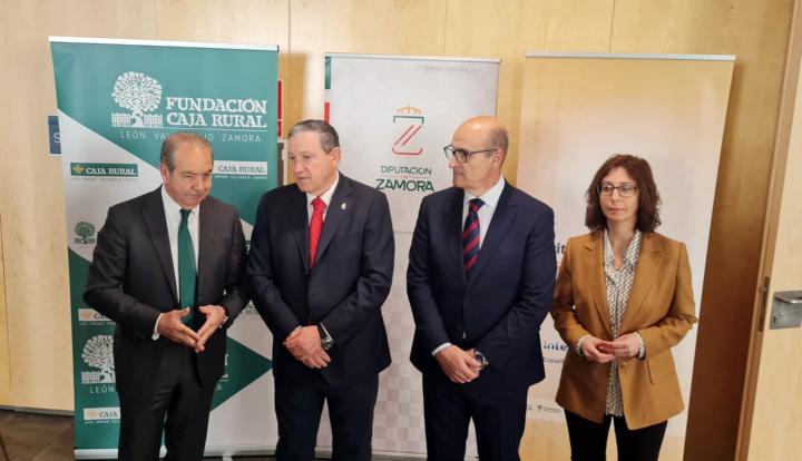 Unos 160 empresarios han participado en este foro informativo