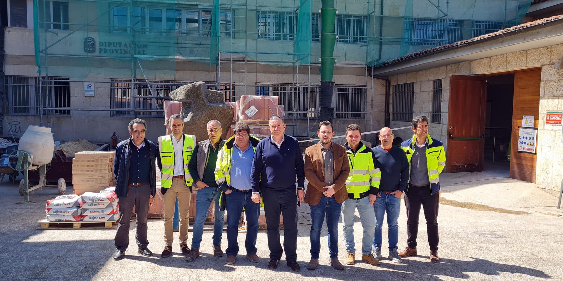 Visita a las obras de reforma del Colegio Universitario