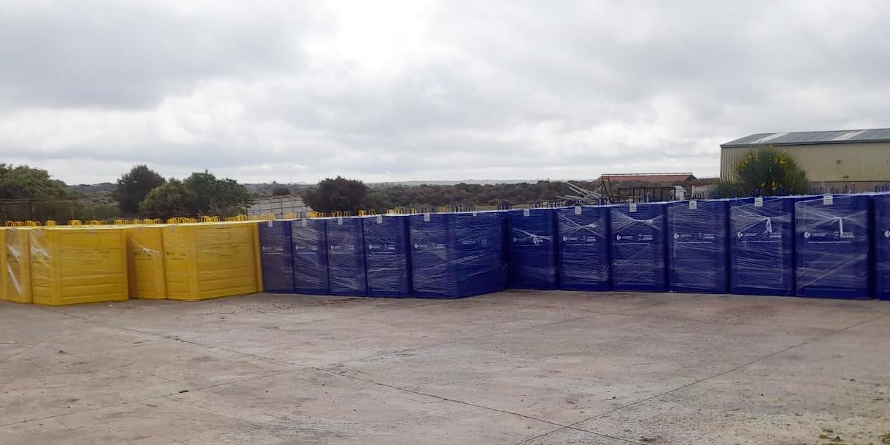 Nuevos contenedores de papel cartón (azules) y envases ligeros (amarillos)