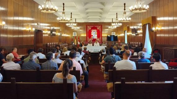 Reunión con los representantes de los ayuntamientos afectados