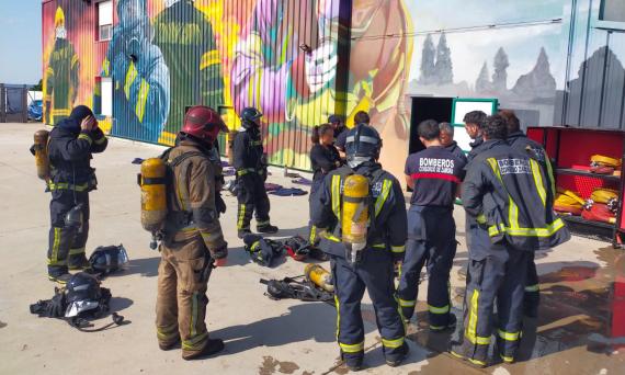 Participaron 12 bomberos pertenecientes a distintos parques