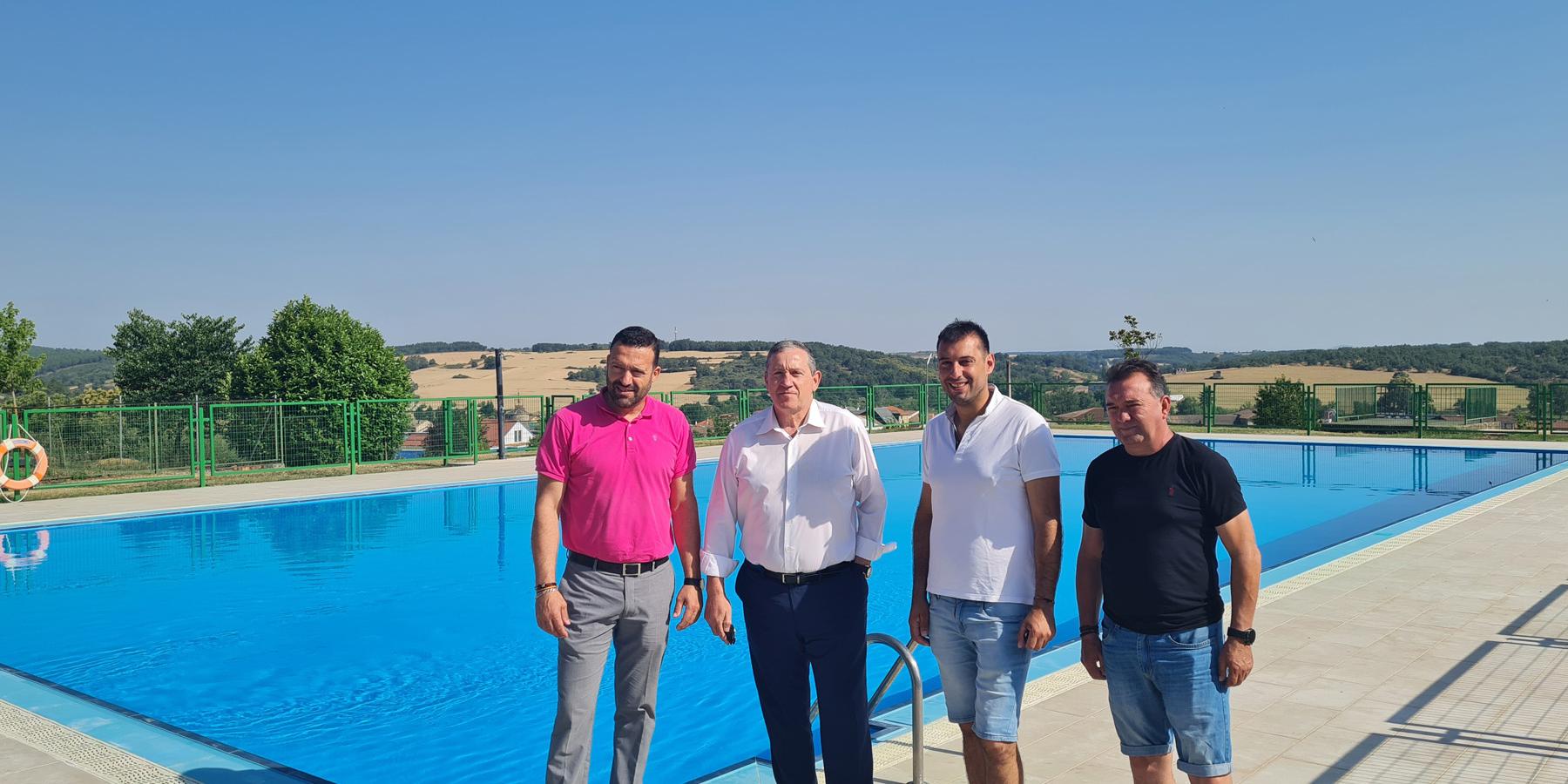 Visita a la piscina de Alcañices