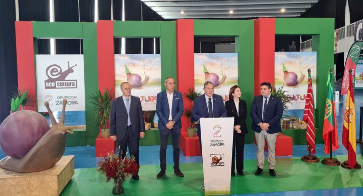 La Diputación mantiene su apoyo al desarrollo rural sostenible y a la economía local, impulsando proyectos que promuevan la sostenibilidad, la innovación y el respeto al medio ambiente.