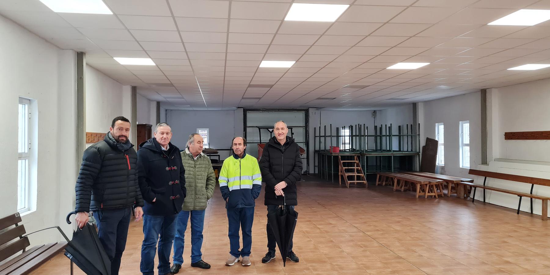 Visita a las obras de mejora ejecutadas en el edificio de usos múltiples