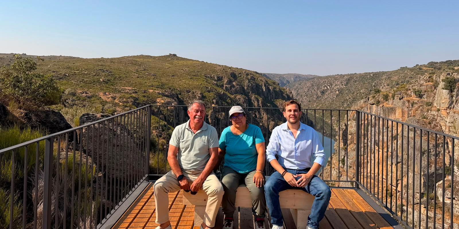 Visita al nuevo mirador de La Finiestra en Villardiegua de la Ribera
