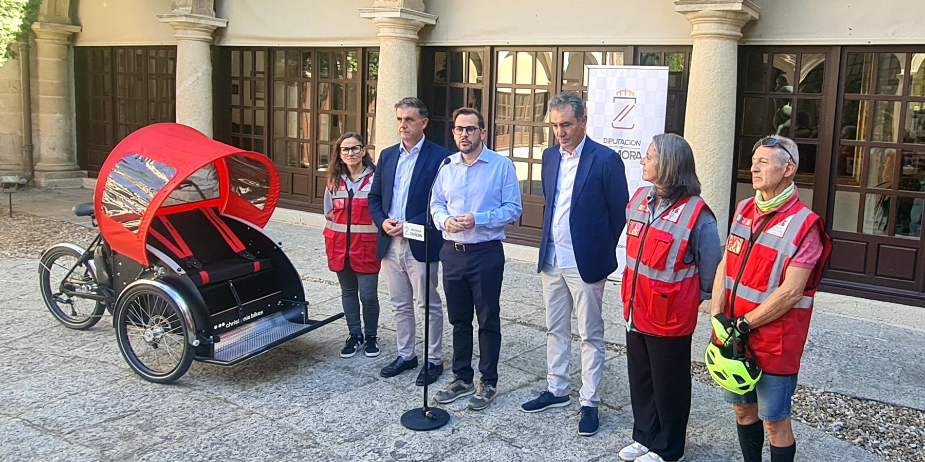 Los usuarios podrán disfrutar de paseos por la ciudad acompañados por voluntarios que les llevarán a lugares cuyo acceso les resulta más difícil