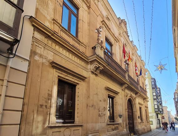 La Diputación avanza en su objetivo de convertir el Antiguo Palacio Provincial en un espacio cultural de referencia para la ciudad y la provincia.